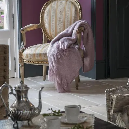 Les Buis De Boscherville Hébergement de vacances Hénouville